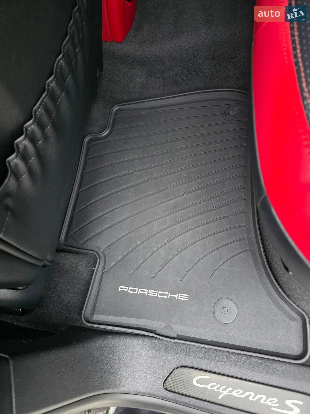 2015 Porsche Cayenne - мініатюра 19