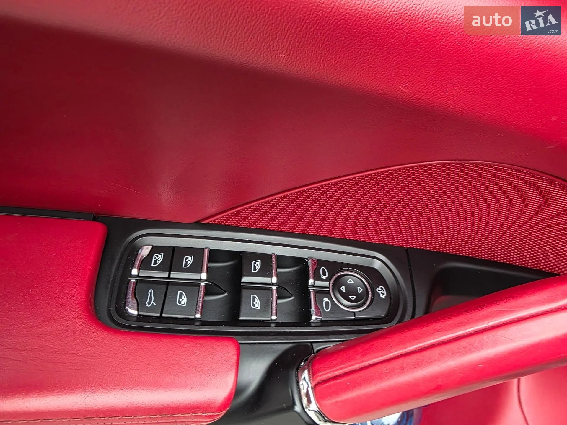 2015 Porsche Cayenne - мініатюра 61