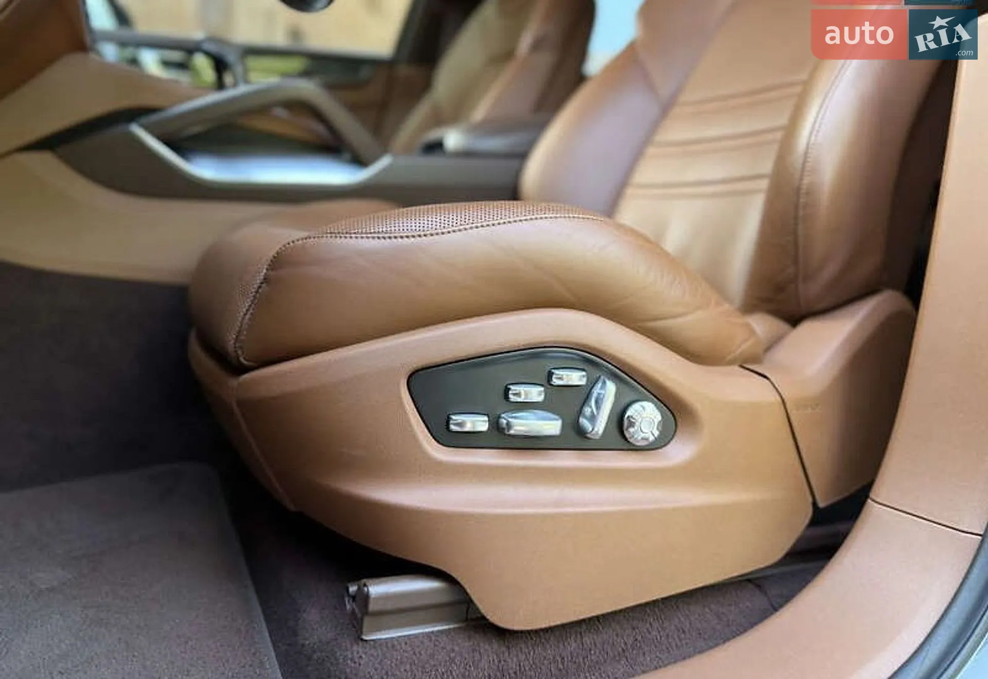 2018 Porsche Cayenne - мініатюра 37