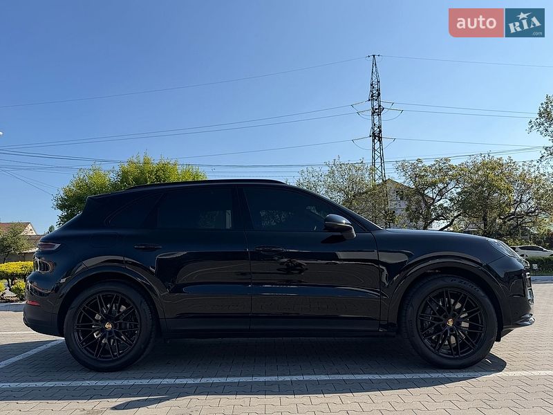 Позашляховик / Кросовер Porsche Cayenne 2024 в Одесі