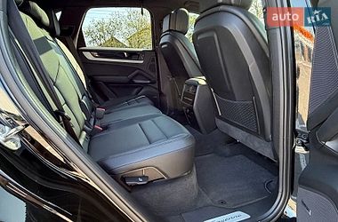 Позашляховик / Кросовер Porsche Cayenne 2024 в Одесі