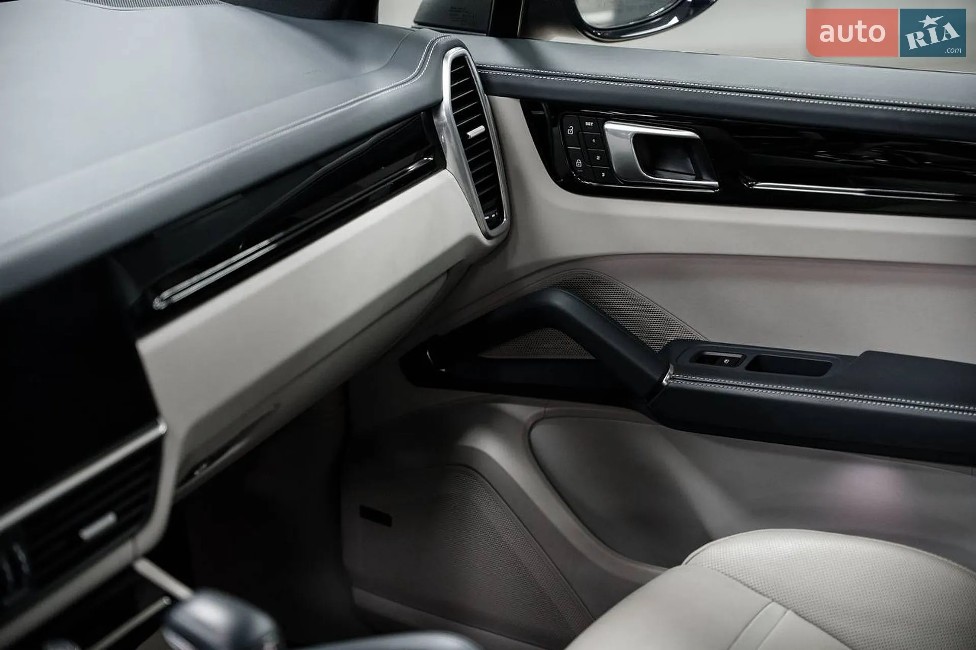 2023 Porsche Cayenne - мініатюра 25
