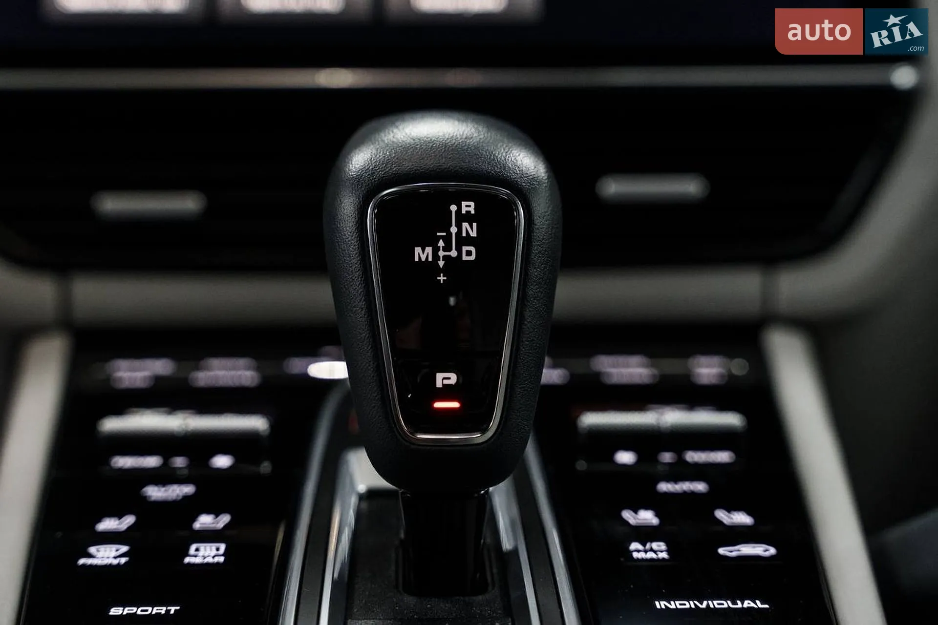 2023 Porsche Cayenne - мініатюра 29