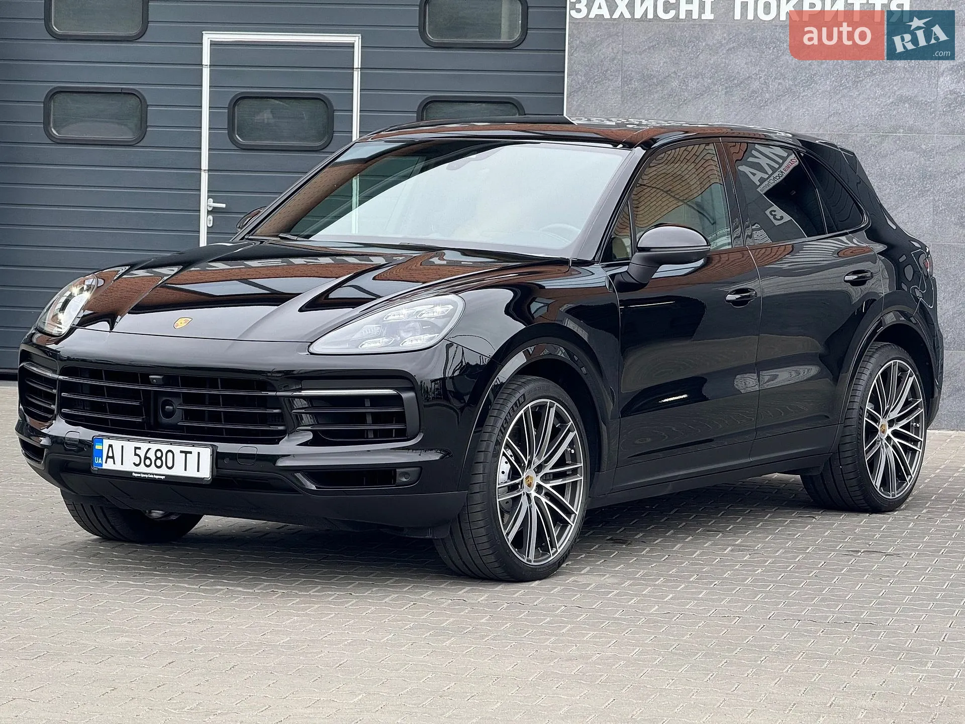 2019 Porsche Cayenne - мініатюра 5