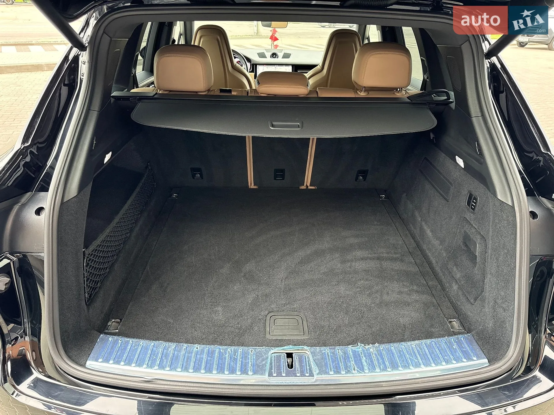2019 Porsche Cayenne - мініатюра 35