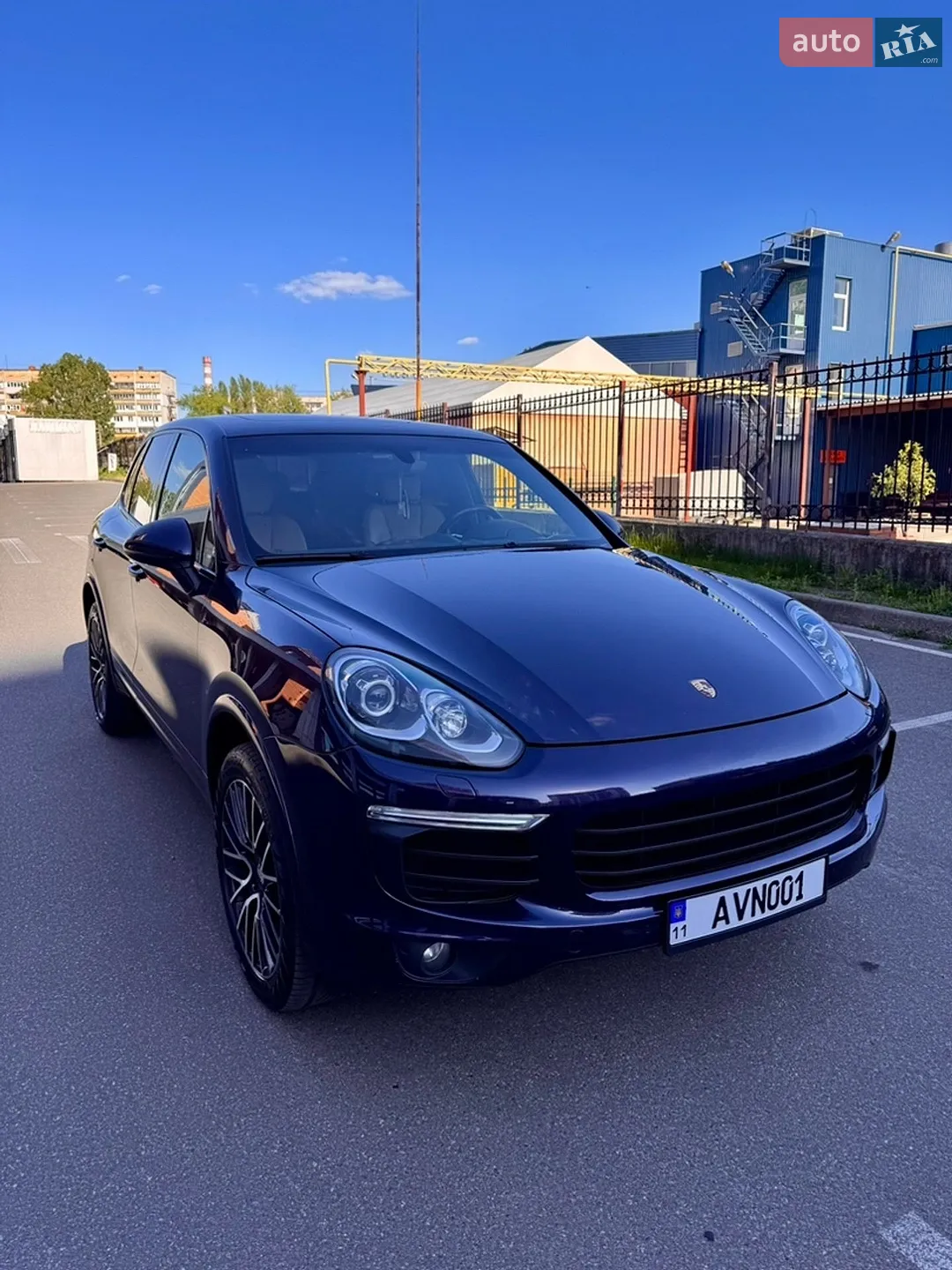 2017 Porsche Cayenne - мініатюра 3
