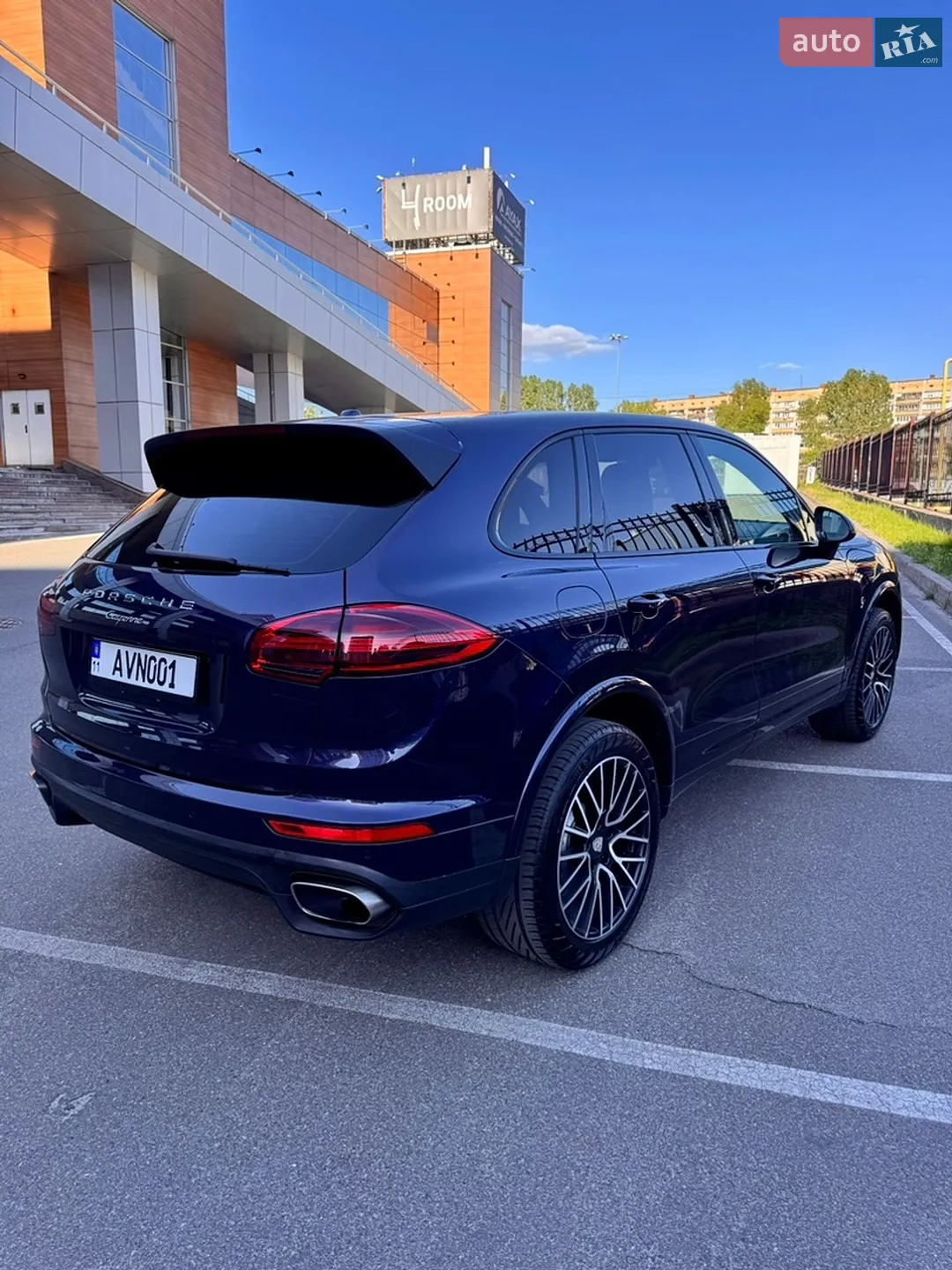 2017 Porsche Cayenne - мініатюра 6