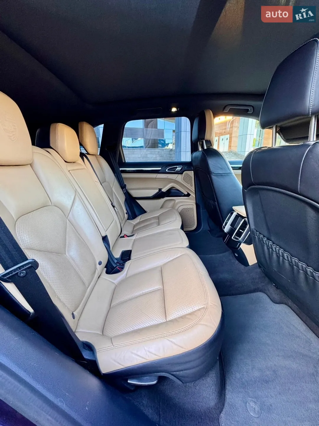 2017 Porsche Cayenne - мініатюра 25