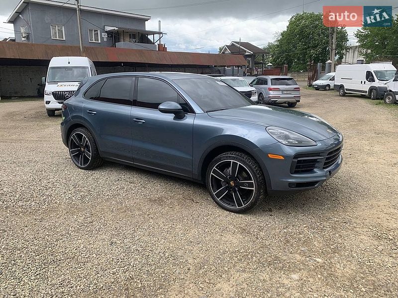 Внедорожник / Кроссовер Porsche Cayenne 2019 в Стрые
