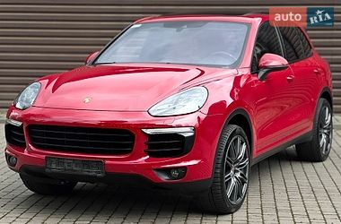 Позашляховик / Кросовер Porsche Cayenne 2016 в Одесі