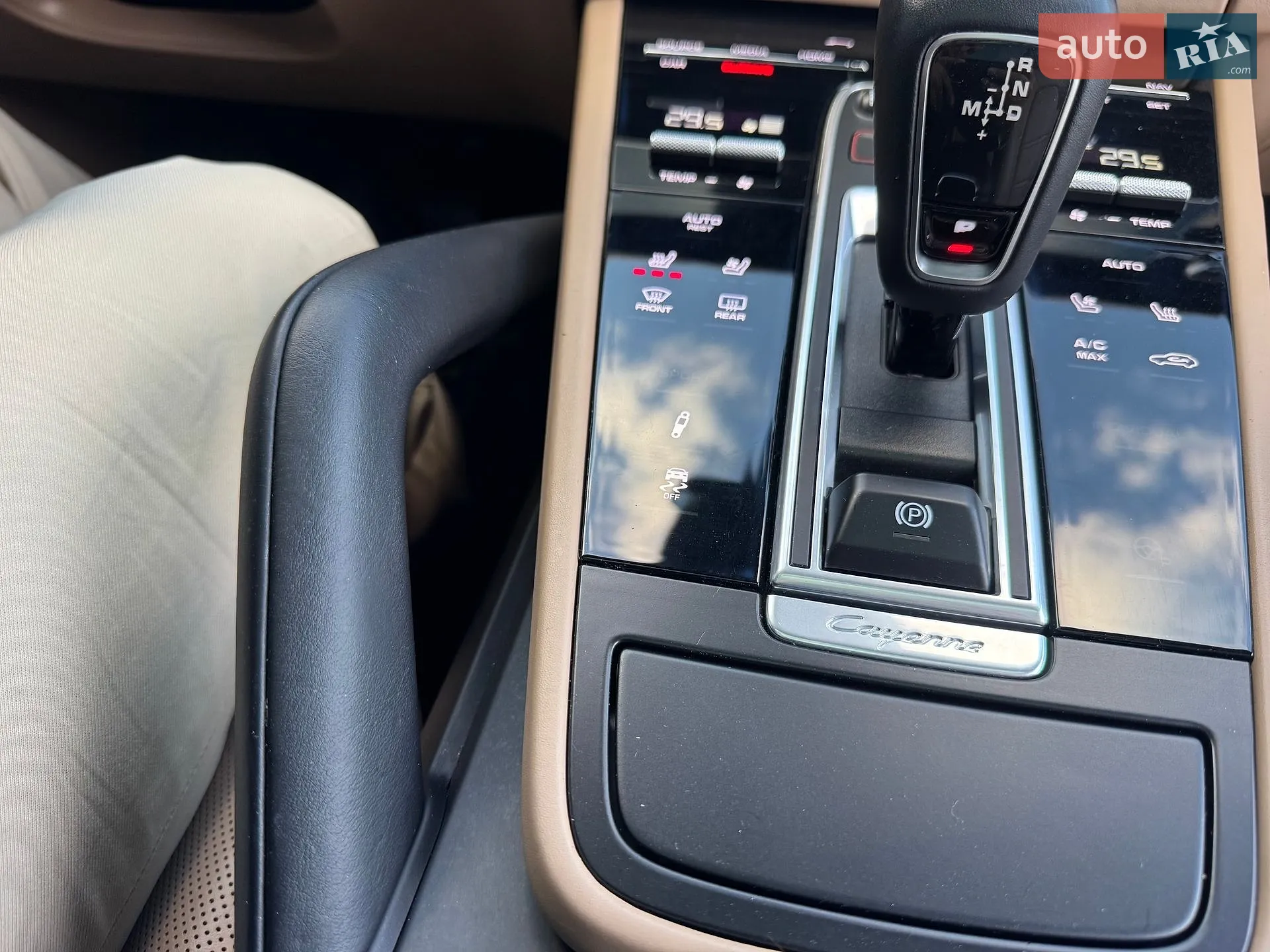 2019 Porsche Cayenne - мініатюра 86