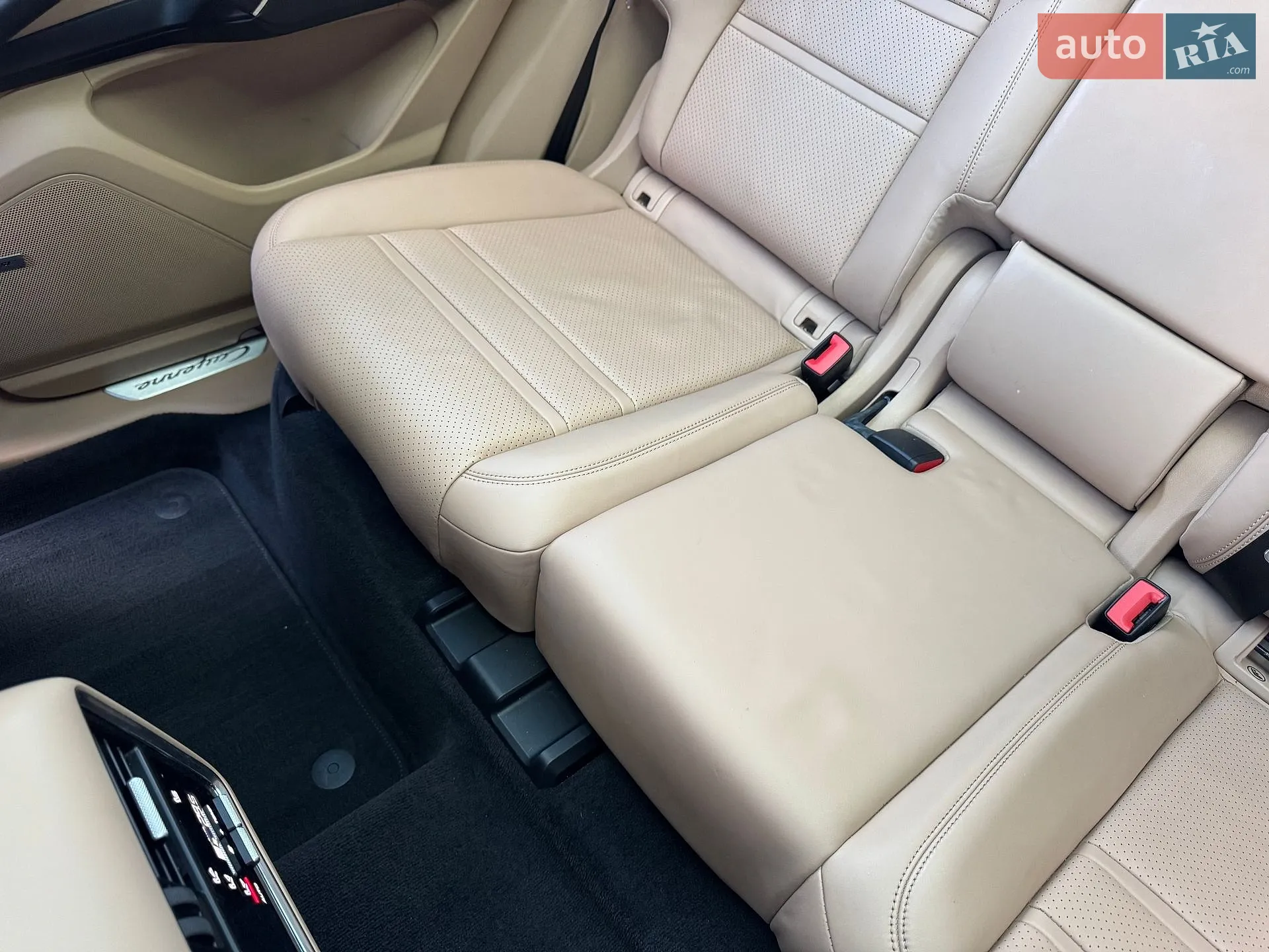 2019 Porsche Cayenne - мініатюра 89