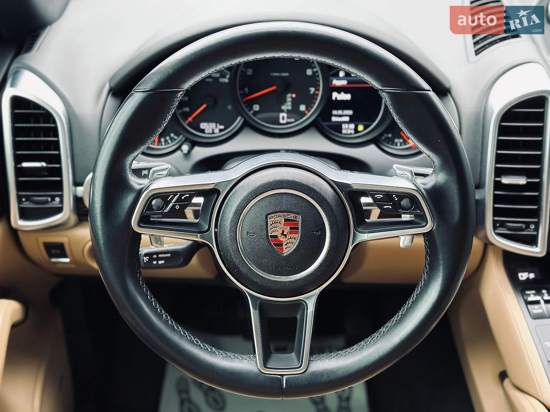 2017 Porsche Cayenne - мініатюра 41