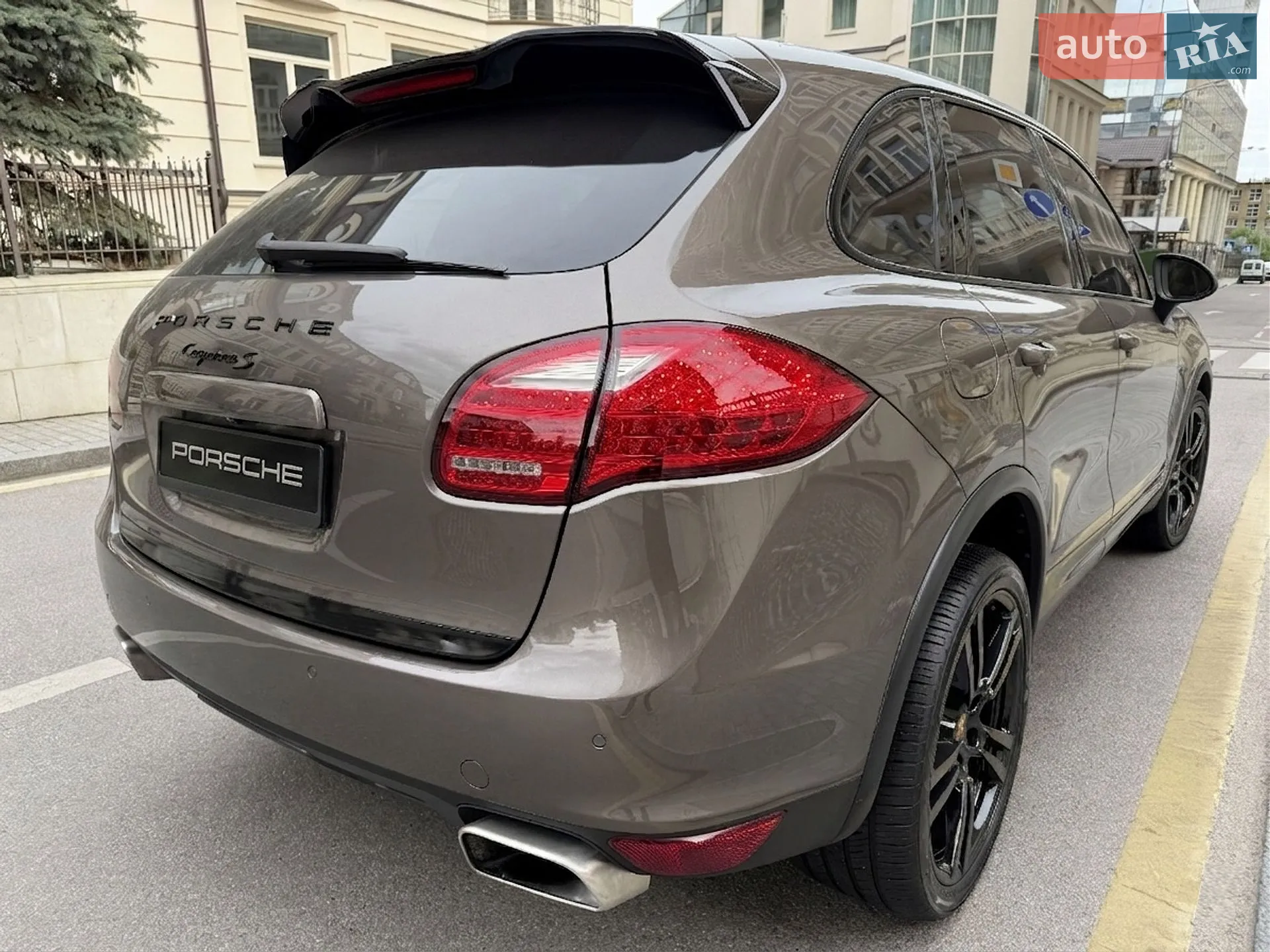 2011 Porsche Cayenne - мініатюра 6