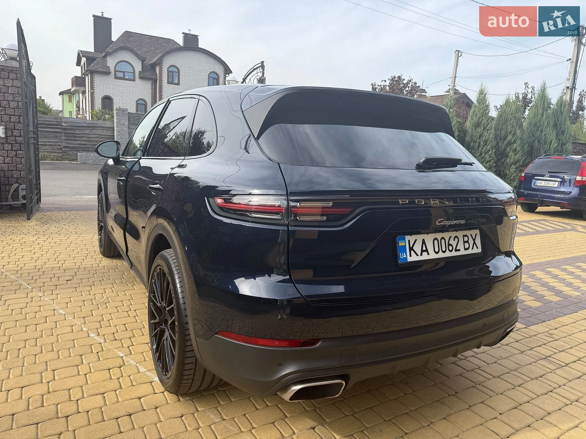 2020 Porsche Cayenne - мініатюра 5