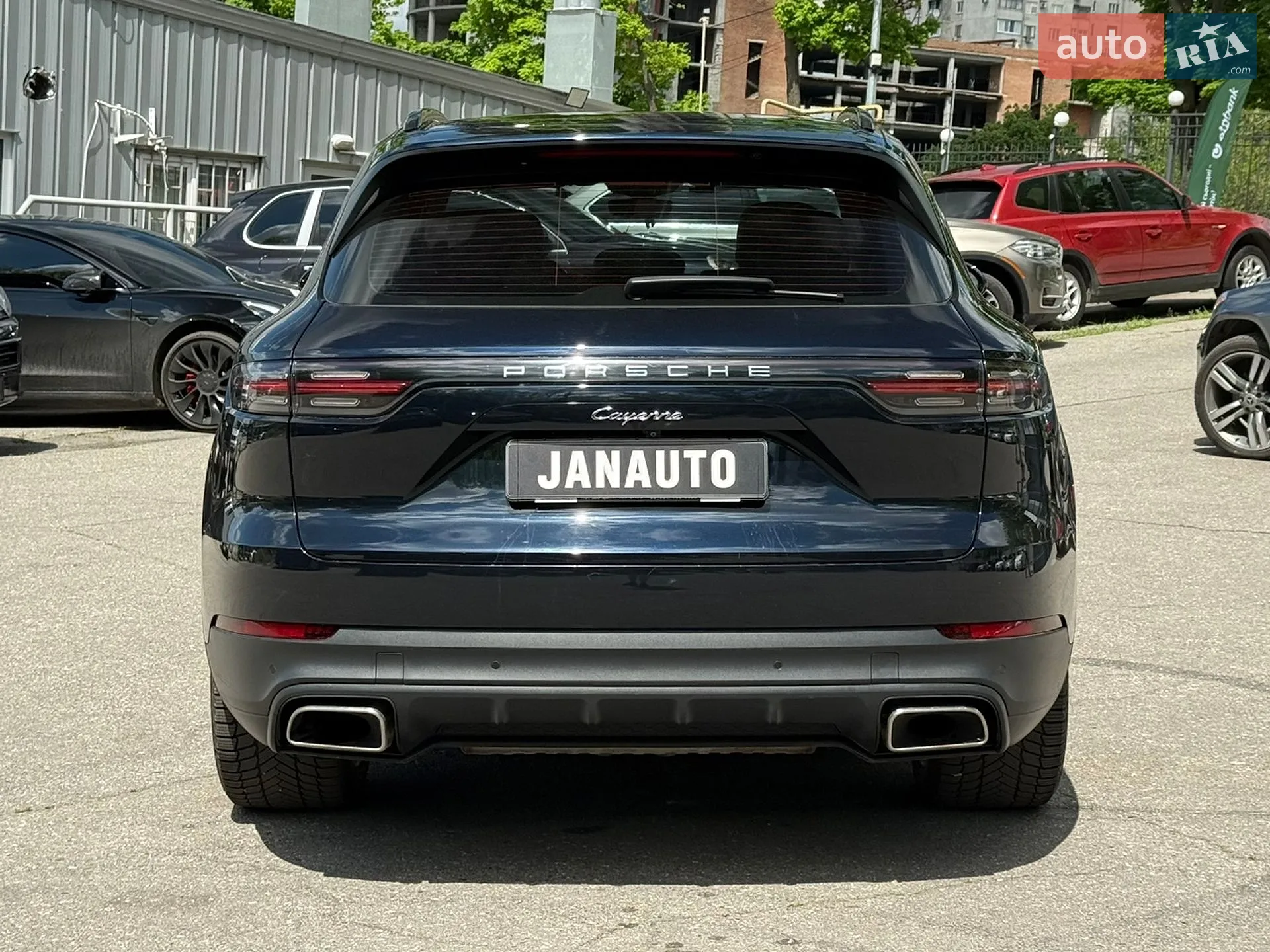 2018 Porsche Cayenne - мініатюра 4
