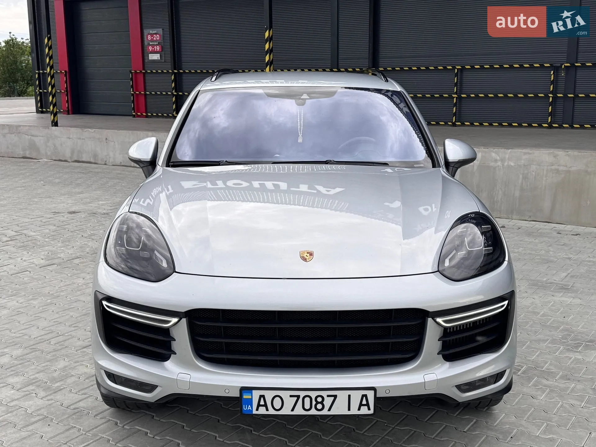 2015 Porsche Cayenne - мініатюра 9