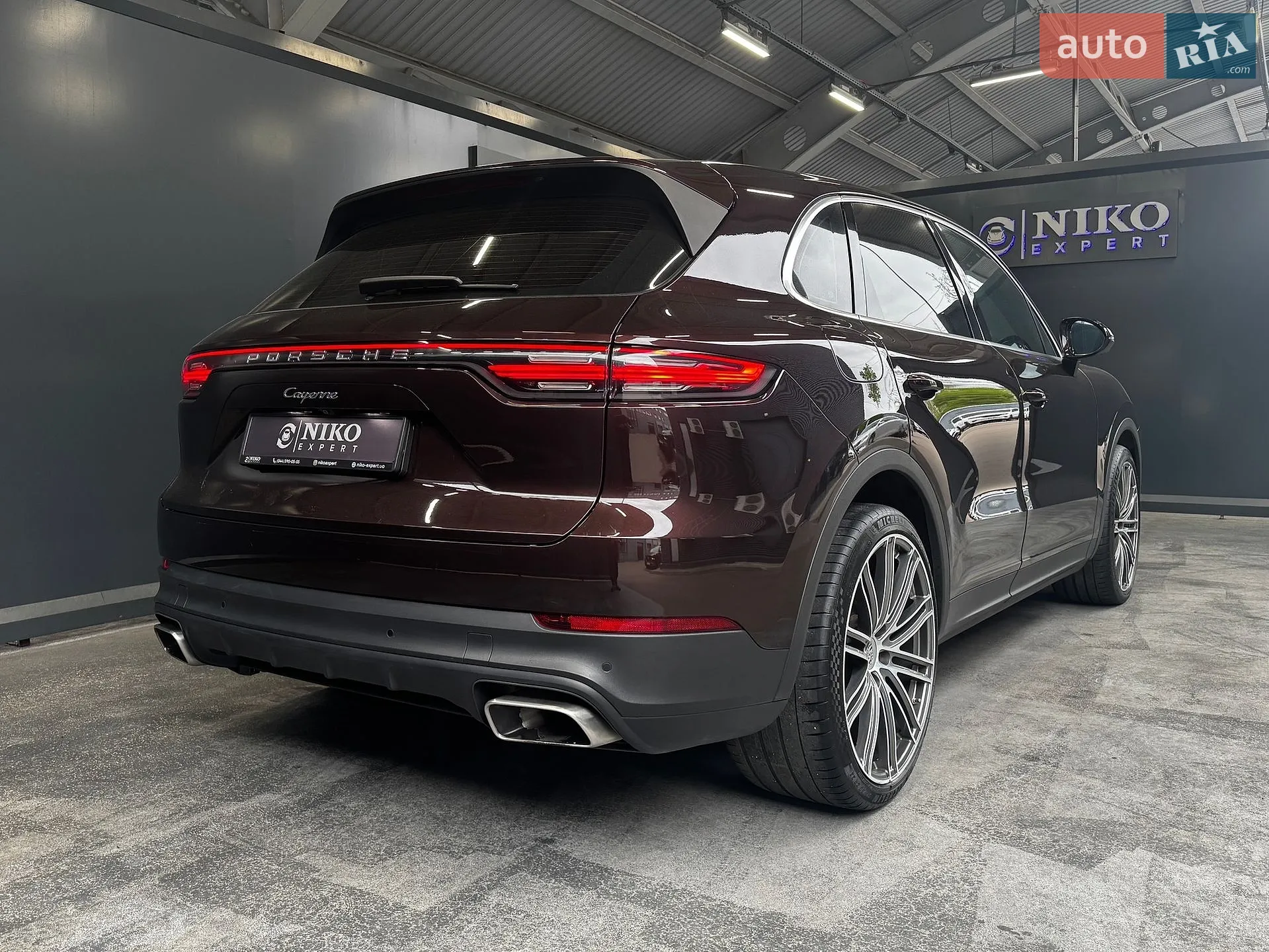 2018 Porsche Cayenne - мініатюра 11