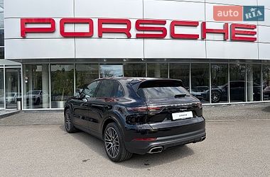 Внедорожник / Кроссовер Porsche Cayenne 2018 в Днепре