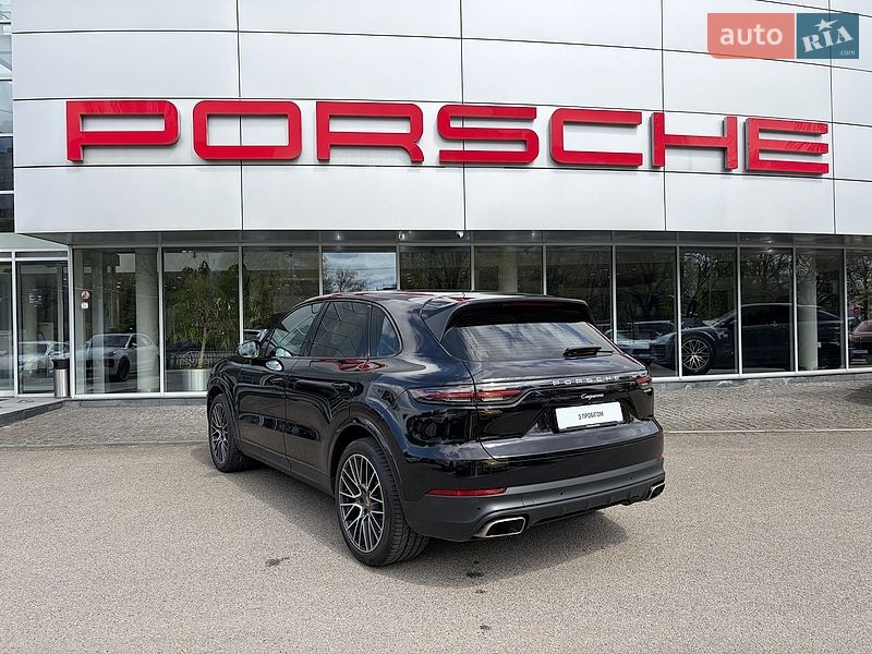 Внедорожник / Кроссовер Porsche Cayenne 2018 в Днепре