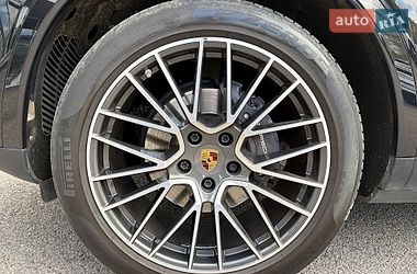 Внедорожник / Кроссовер Porsche Cayenne 2018 в Днепре
