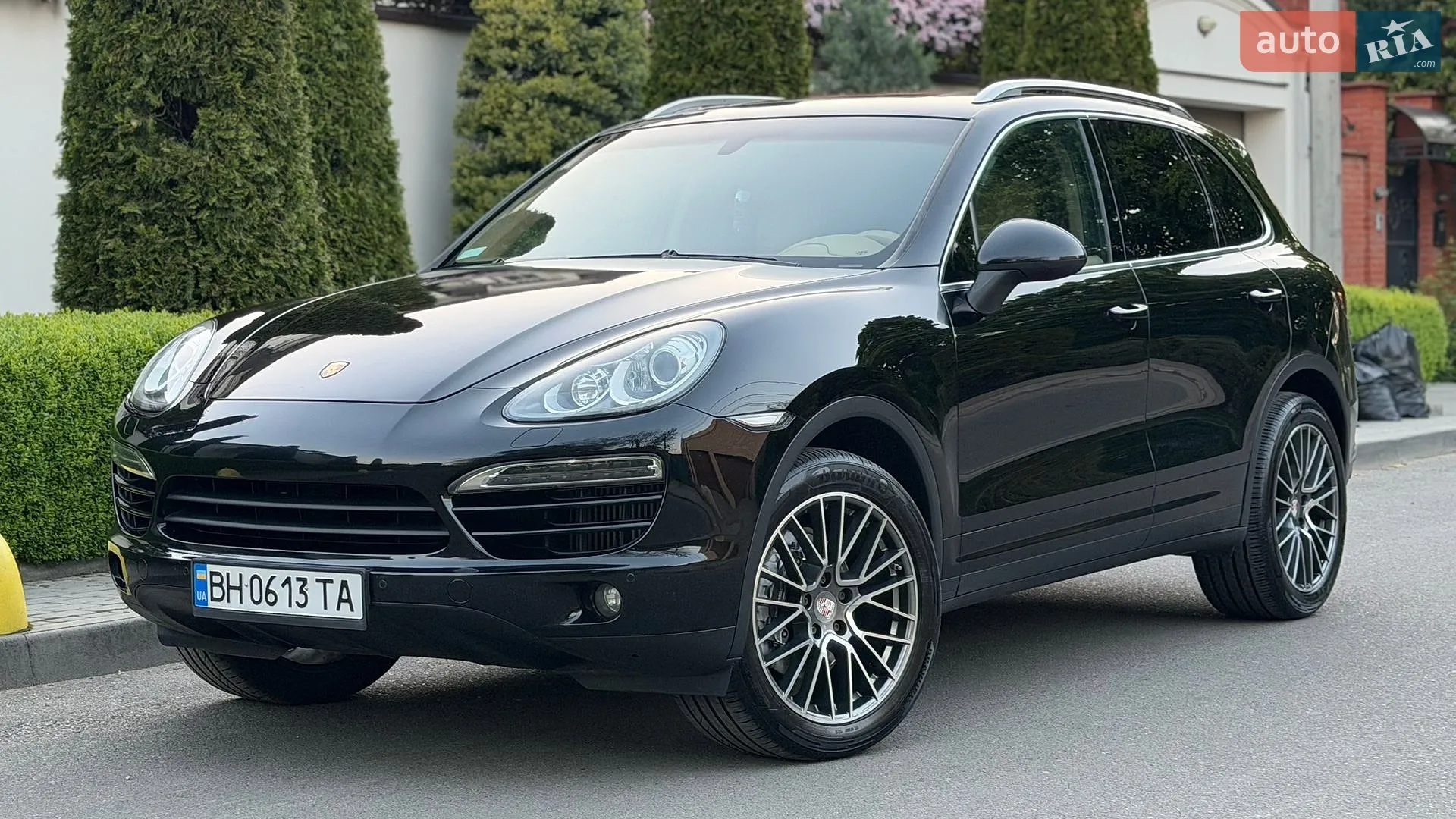 2011 Porsche Cayenne - мініатюра 2