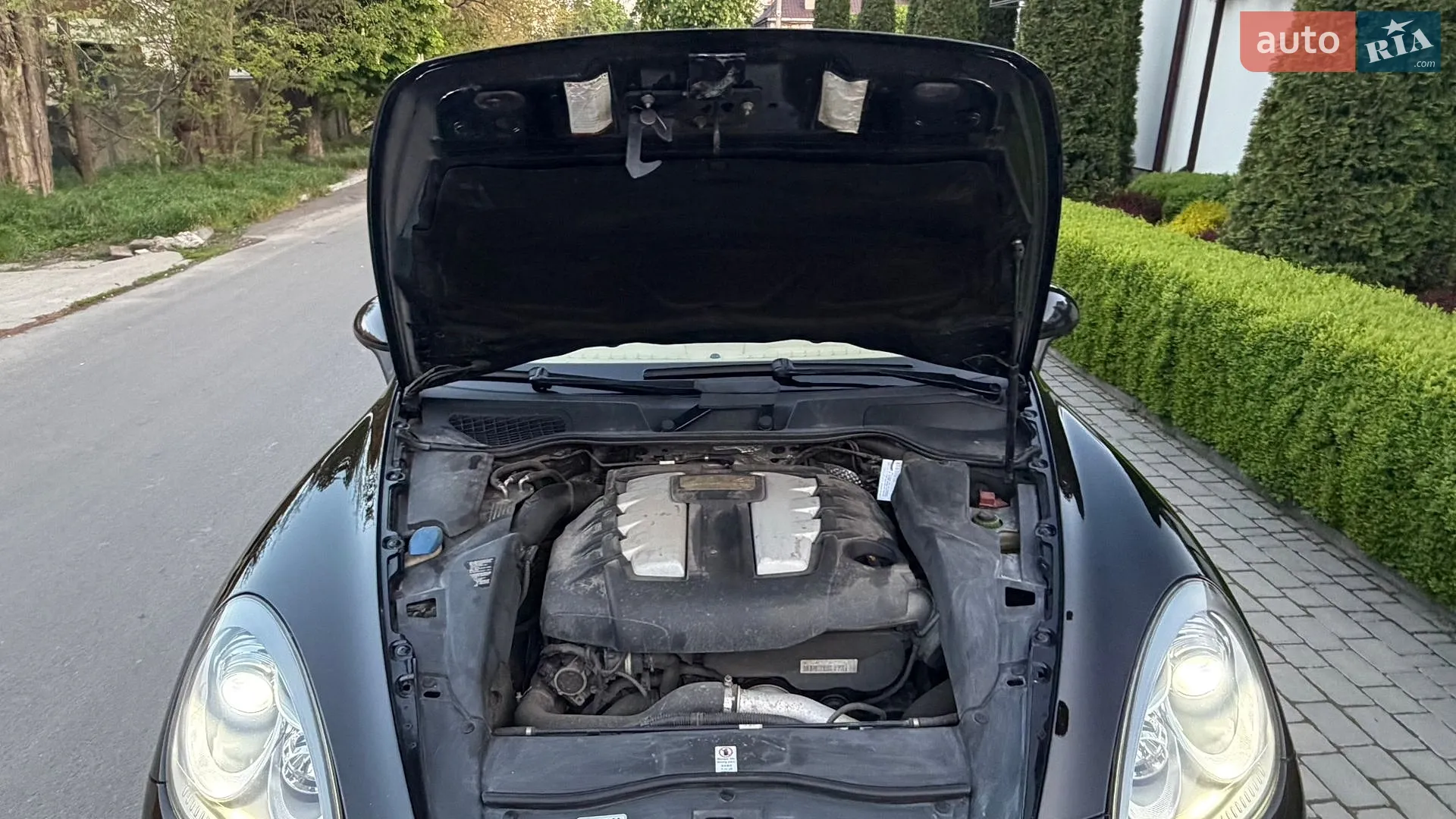 2011 Porsche Cayenne - мініатюра 23