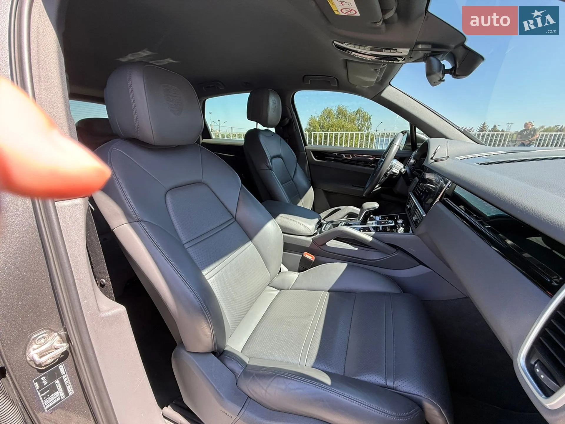 2019 Porsche Cayenne - мініатюра 31