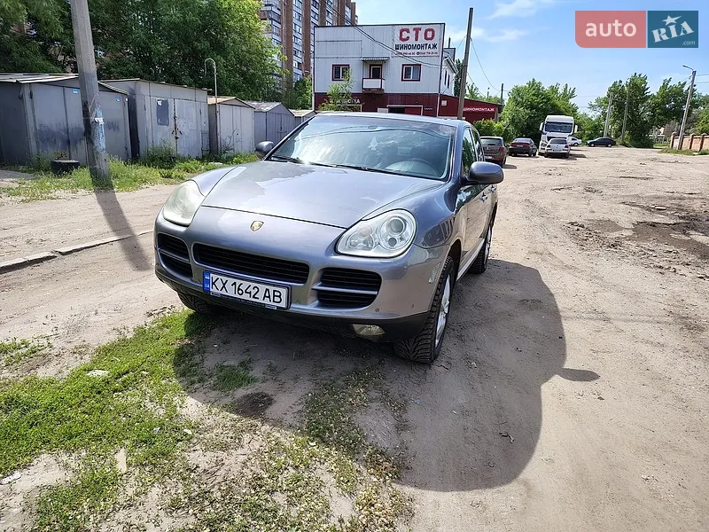Porsche Cayenne 2003