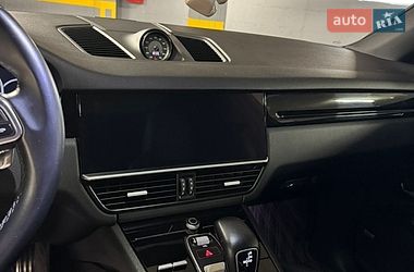 Внедорожник / Кроссовер Porsche Cayenne 2019 в Одессе