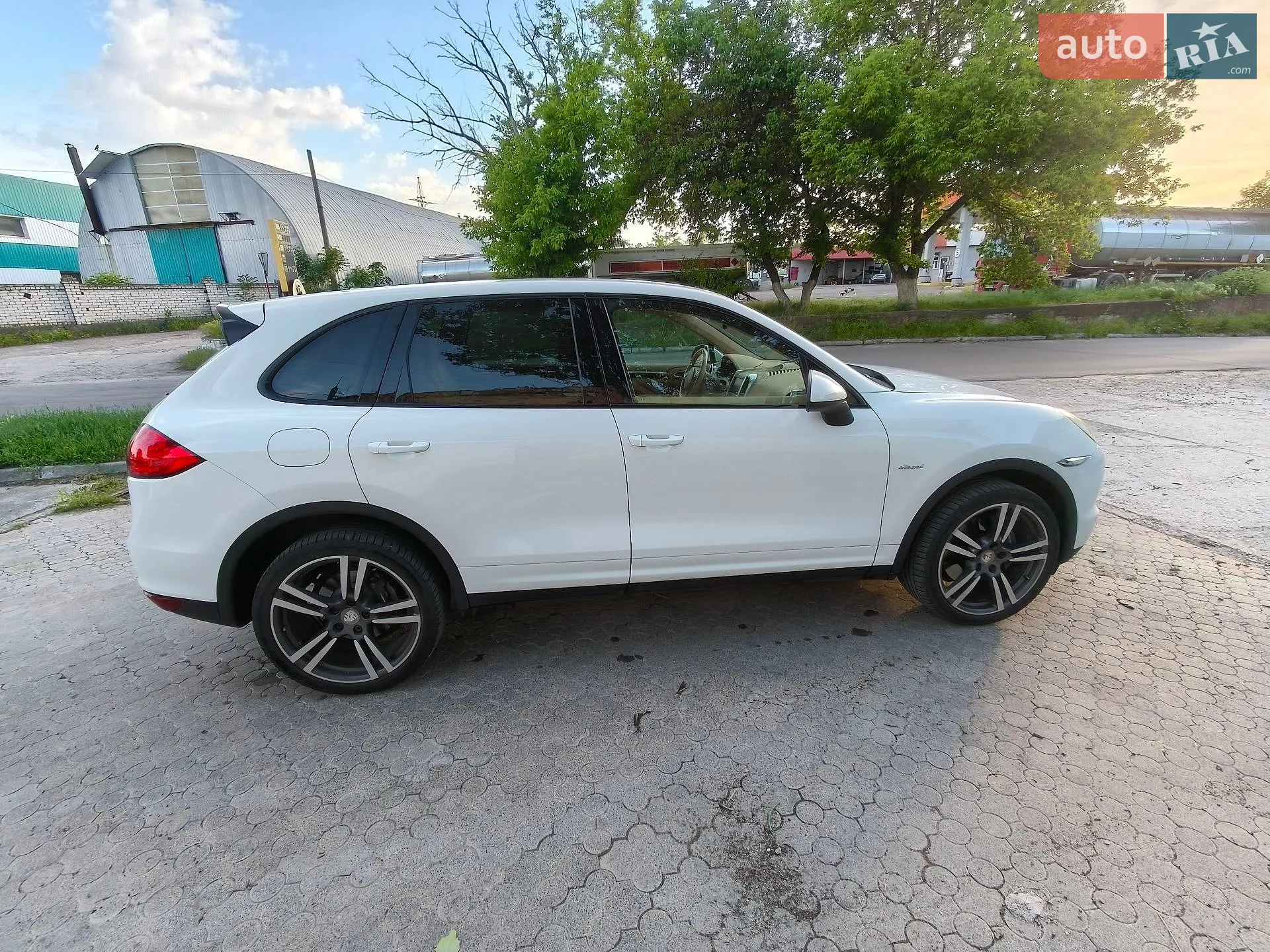 2013 Porsche Cayenne - мініатюра 4