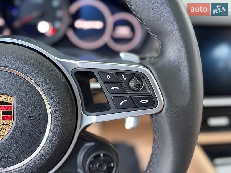 Внедорожник / Кроссовер Porsche Cayenne 2020 в Киеве