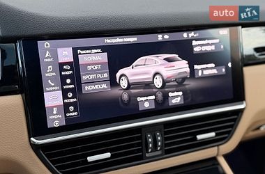 Внедорожник / Кроссовер Porsche Cayenne 2020 в Киеве