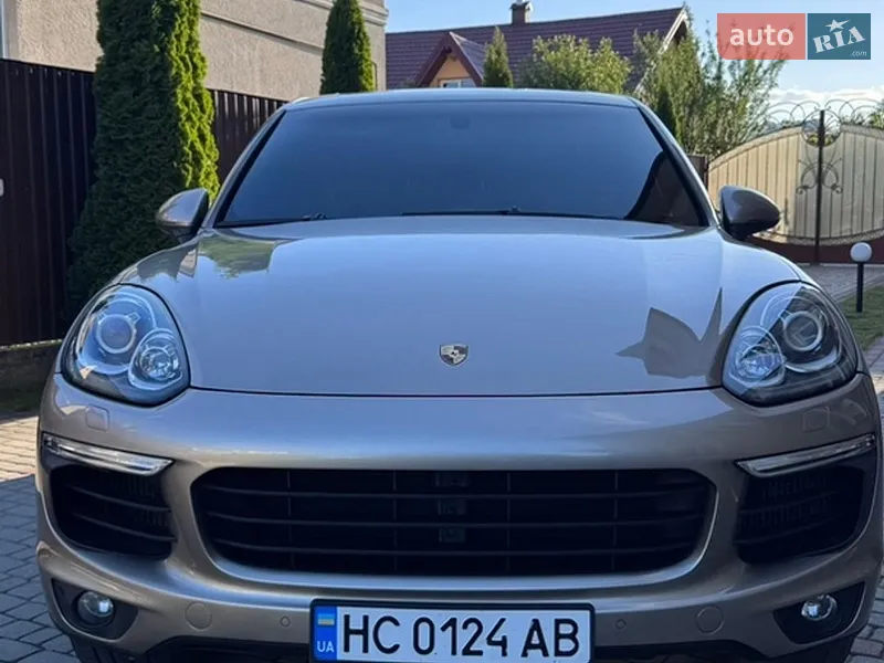 Porsche Cayenne 2015 VIN WP1AA2A20GKA12515 фото оголошення 64 з 111