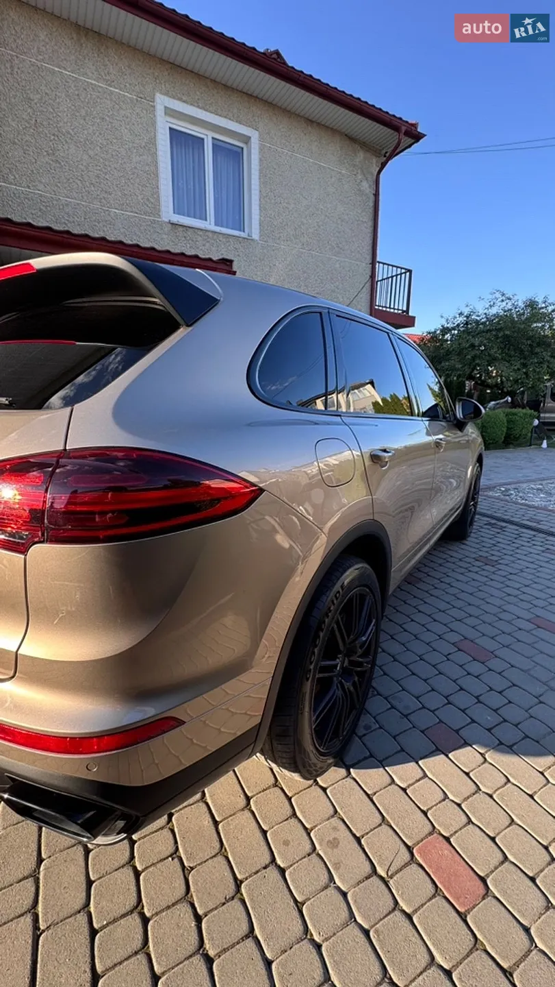 2015 Porsche Cayenne - мініатюра 9