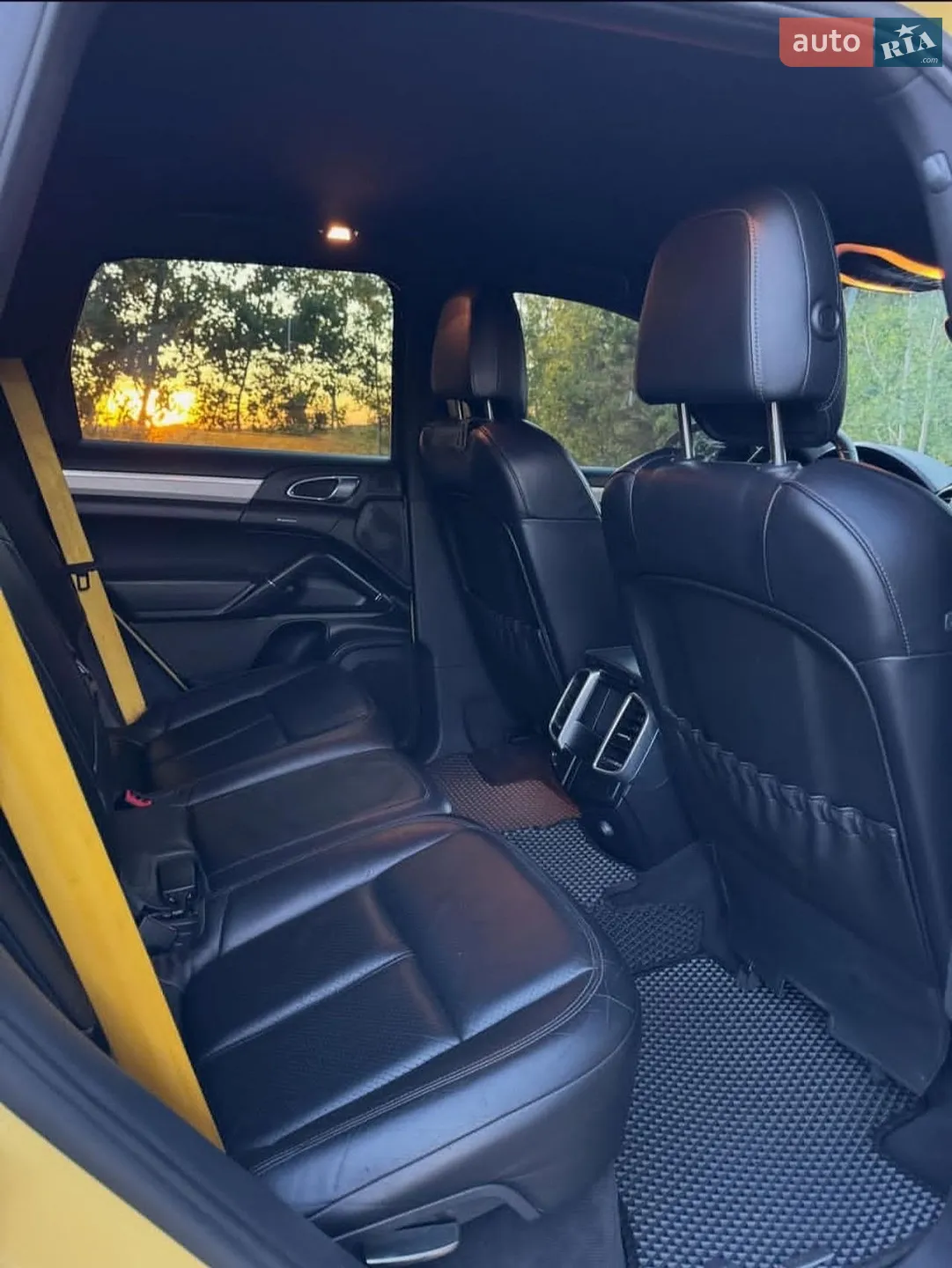 2012 Porsche Cayenne - мініатюра 15