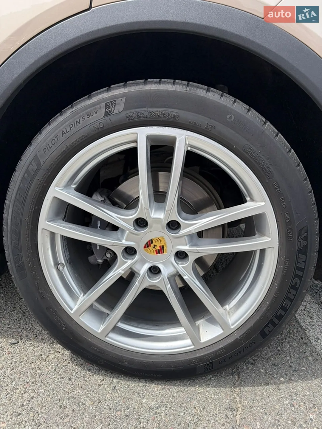 2018 Porsche Cayenne - мініатюра 2