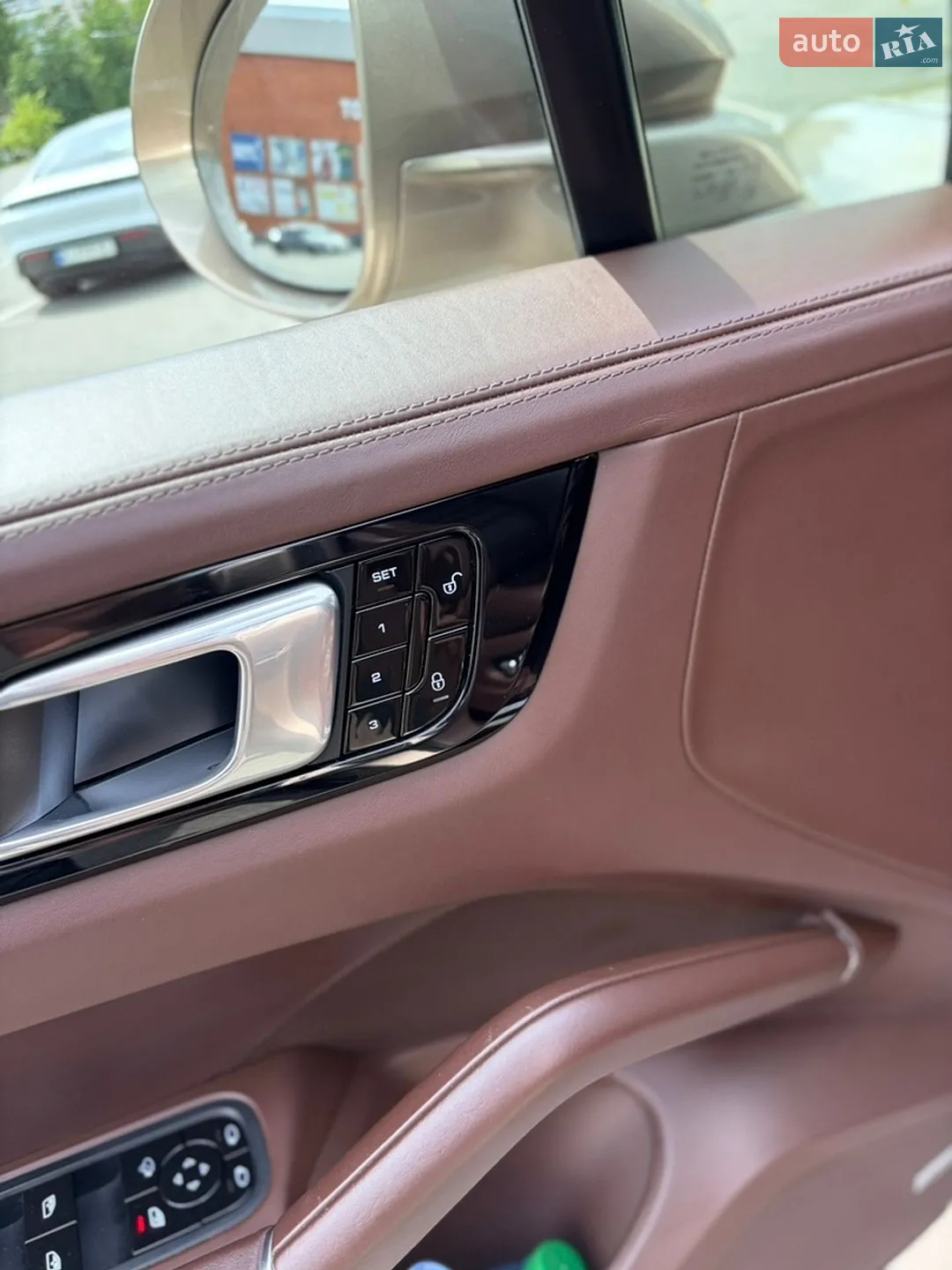 2018 Porsche Cayenne - мініатюра 35