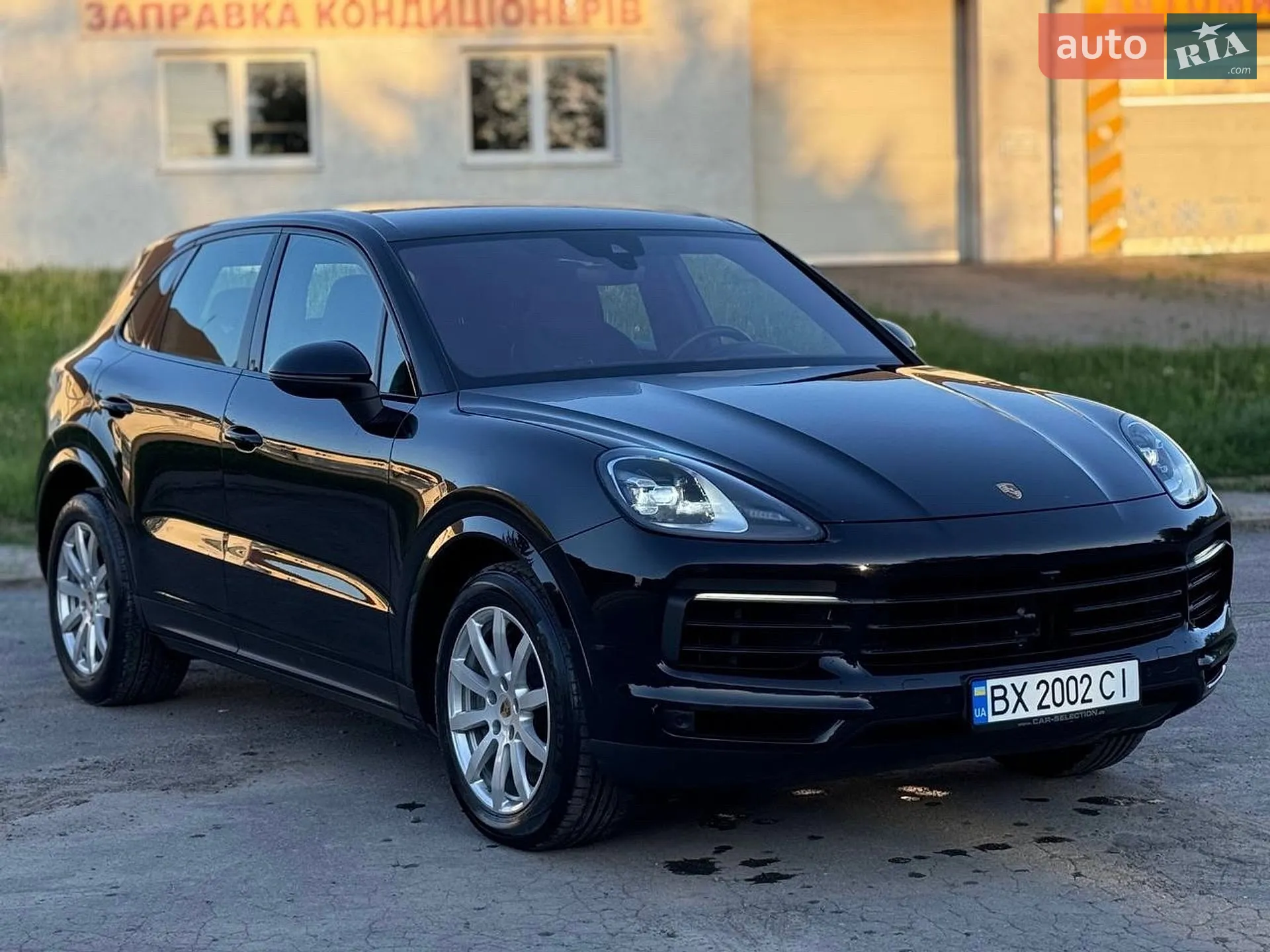 2019 Porsche Cayenne - мініатюра 3