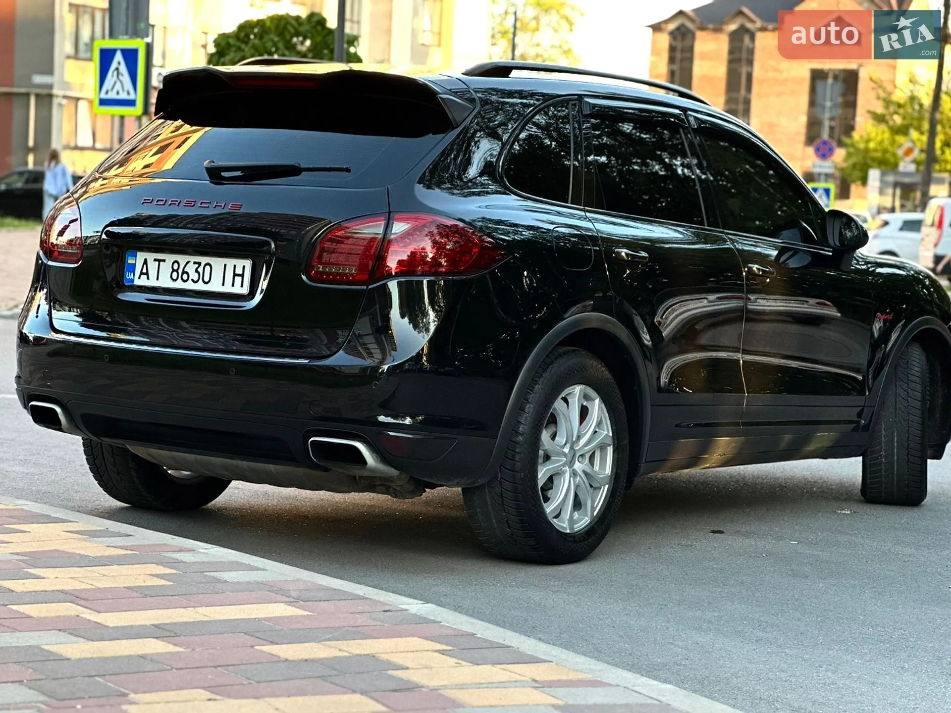 2011 Porsche Cayenne - мініатюра 8