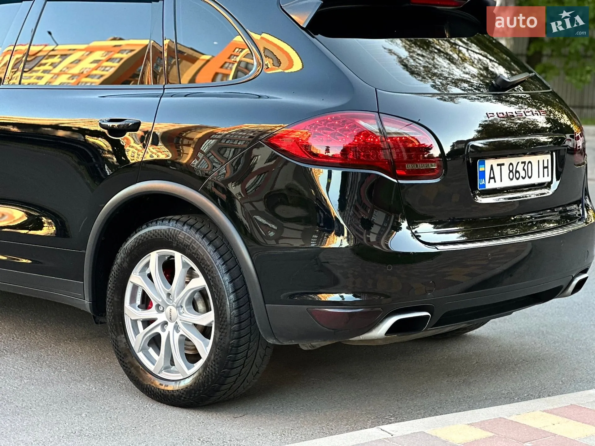 2011 Porsche Cayenne - мініатюра 11