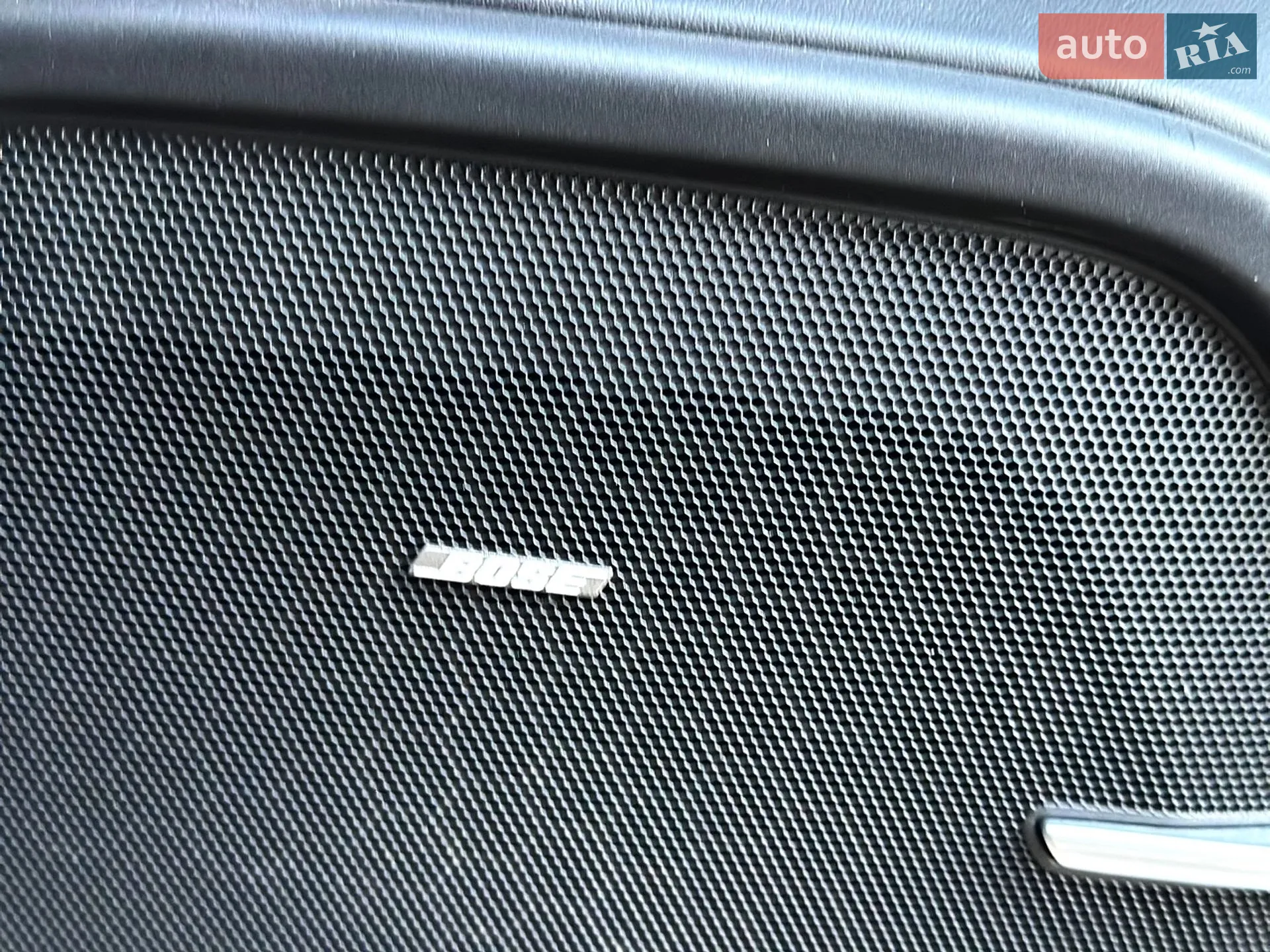 2011 Porsche Cayenne - мініатюра 37