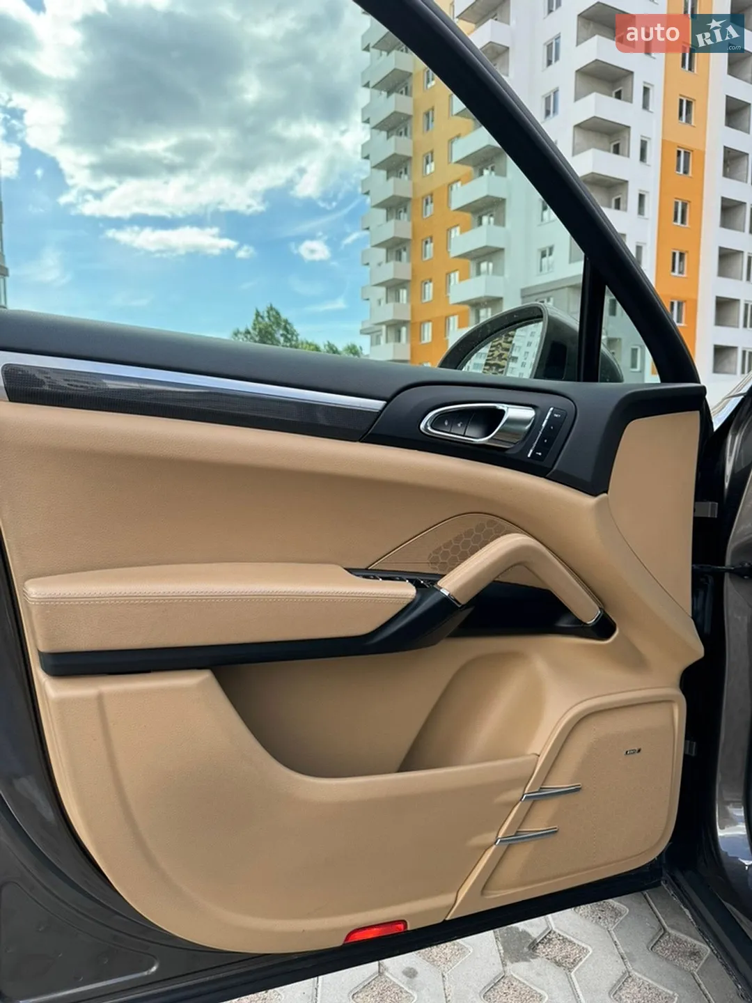 2015 Porsche Cayenne - мініатюра 20