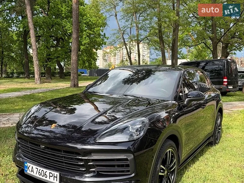 Porsche Cayenne 2022