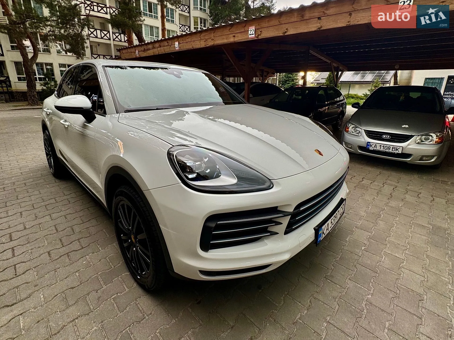 2017 Porsche Cayenne - мініатюра 3