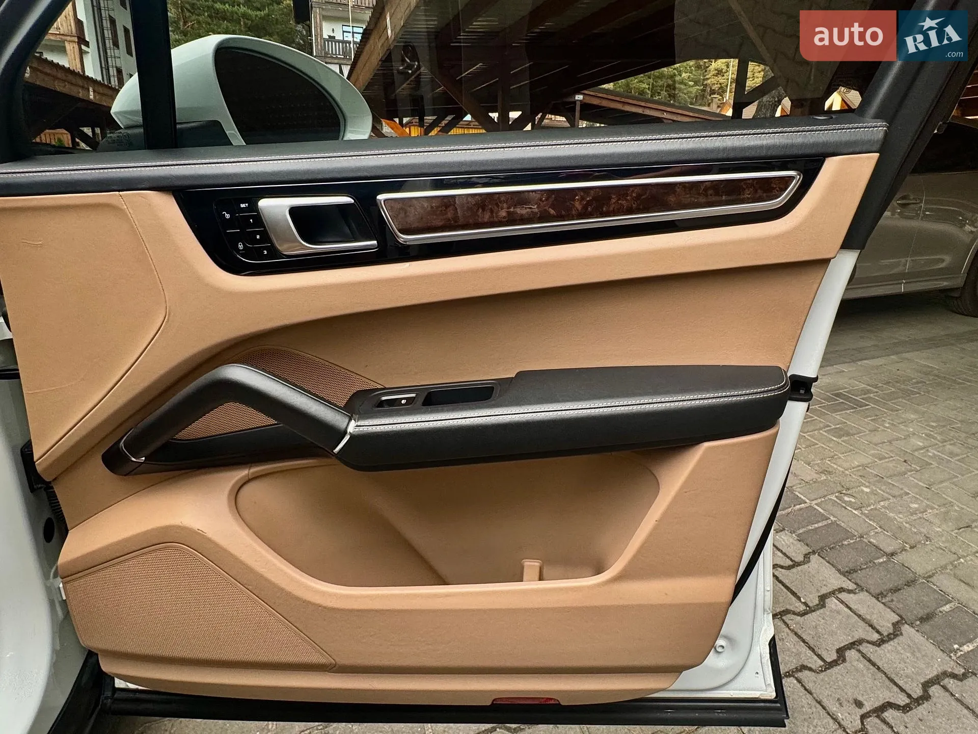 2017 Porsche Cayenne - мініатюра 13
