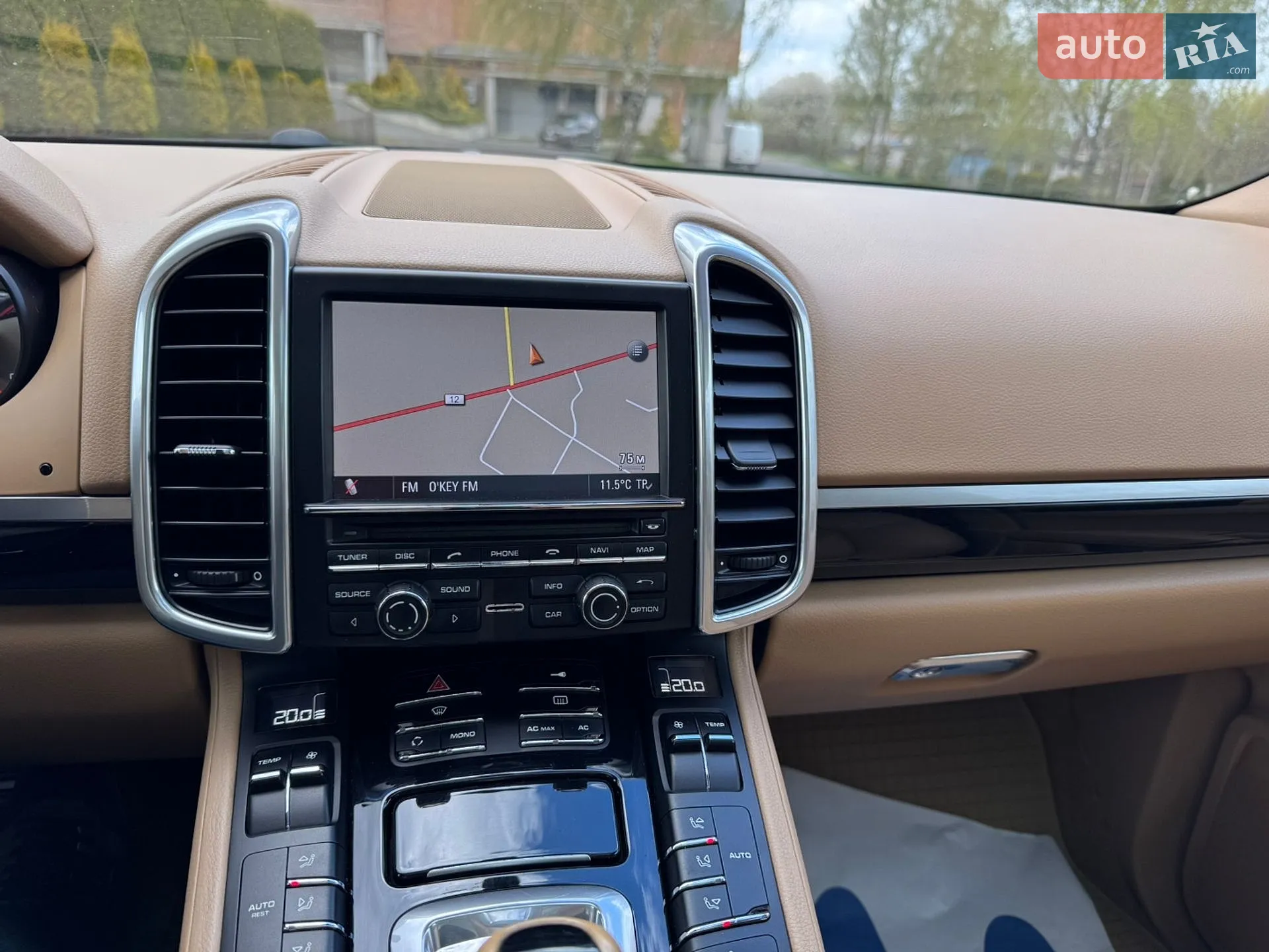 2011 Porsche Cayenne - мініатюра 37