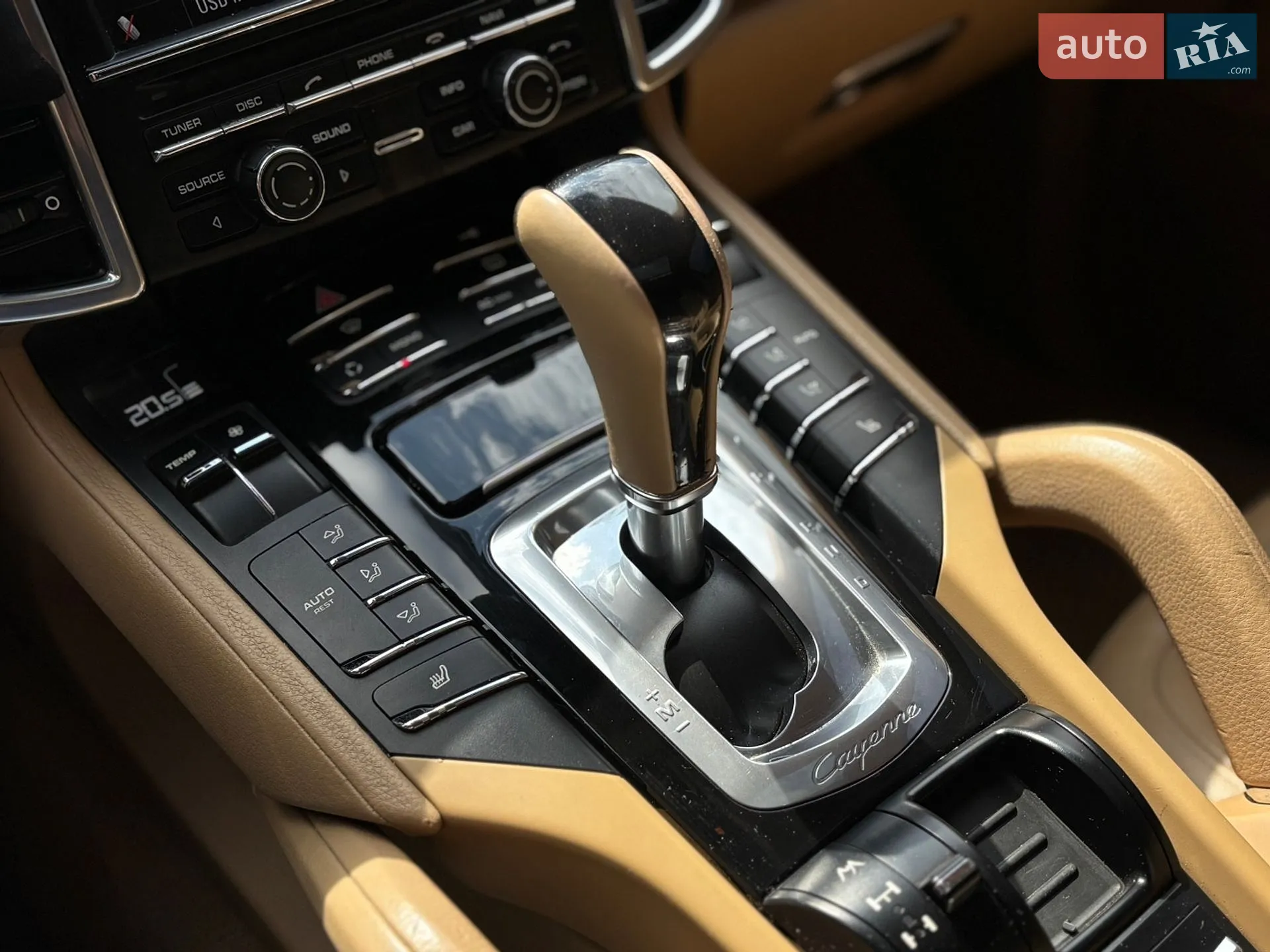 2012 Porsche Cayenne - мініатюра 19