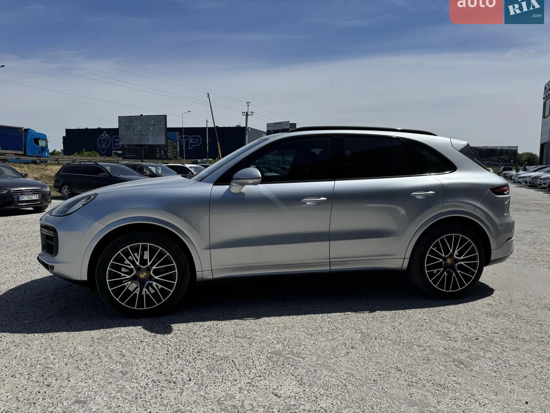 2018 Porsche Cayenne - мініатюра 10