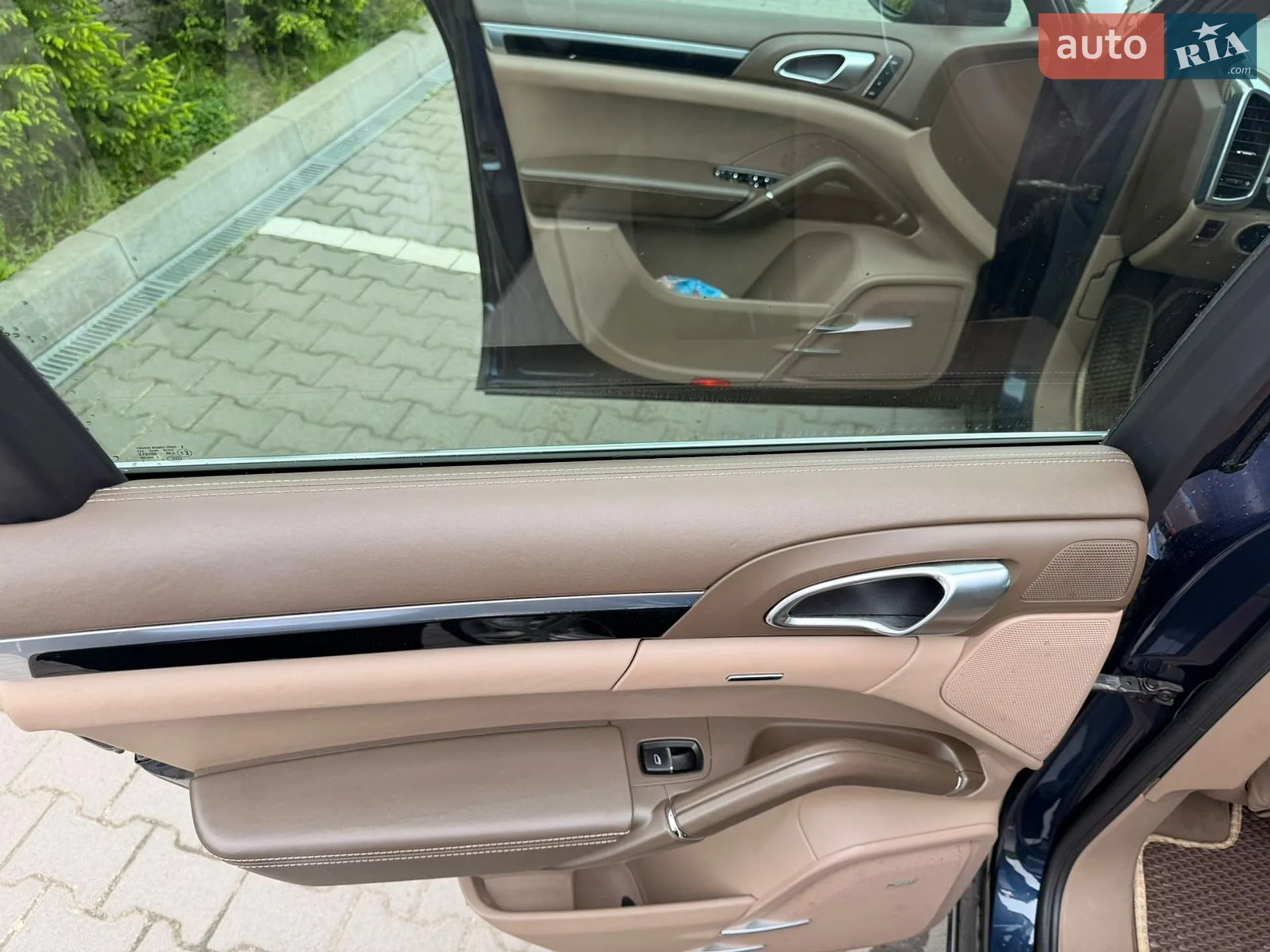 2010 Porsche Cayenne - мініатюра 46